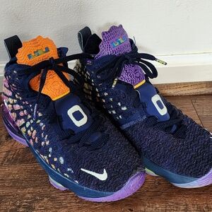 Nike LeBron 17 Multicolor Sneakers